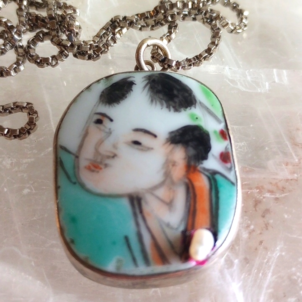 VINTAGE CHINESE HAND PAINTED PORCELAIN YOUNG BOY ENHANCED W/ PEARL  PENDANT 24"